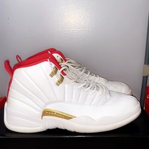 Jordan 12 Fiba size 9.5 mens 11.5 womens